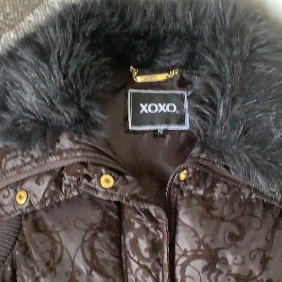 Vest - Picture 2 of 4